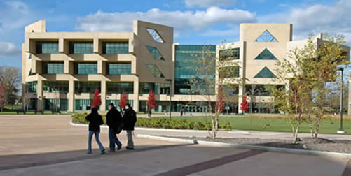 Front of Chicago State University Library