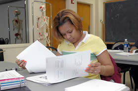 Student in anatomy class