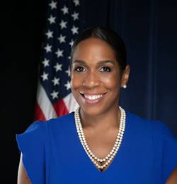 Juliana Stratton